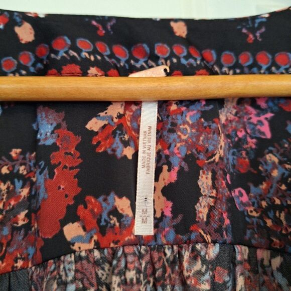 Free people women’s floral top size M‎ - Picture 2 of 7